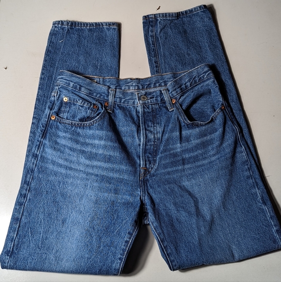 MEN'S Levis Premium Big E 501 Jeans Size W30 L32 (31)Medium Blue Wash Button Fly - Picture 6 of 16
